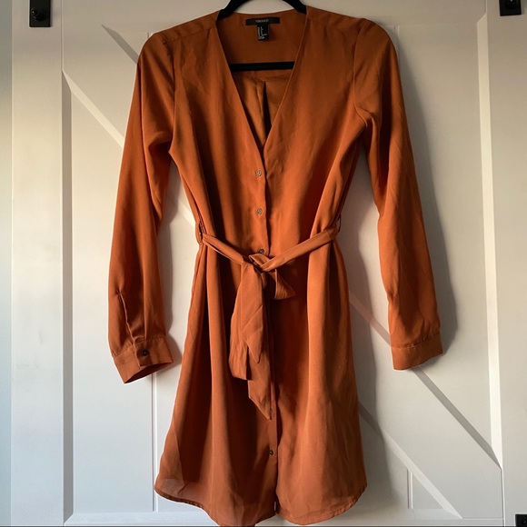 FOREVER 21 | Dress - Picture 1 of 5